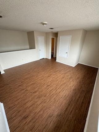 Building Photo - 2431 Marimont Ln