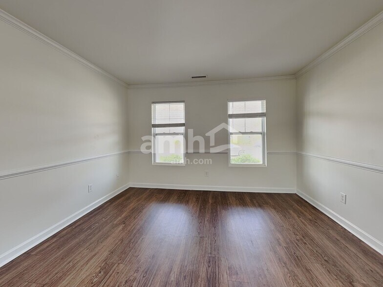 Building Photo - 6840 Horseback Ln