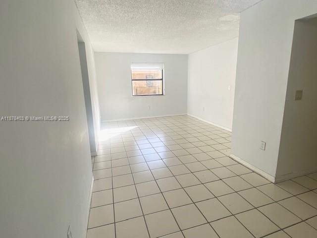 Building Photo - 566 NW 114th Ave