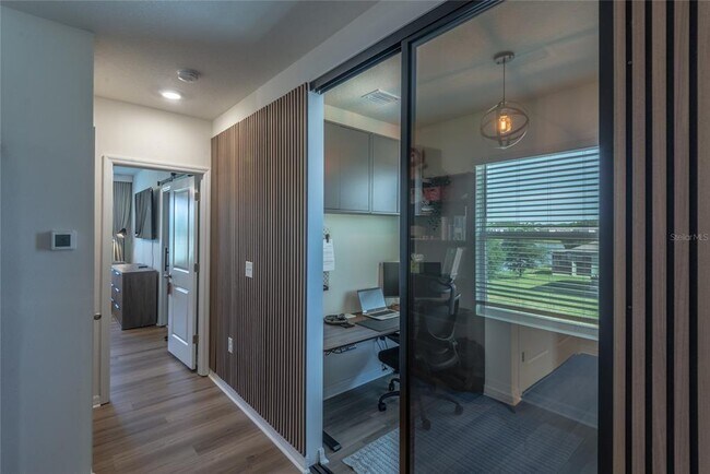 Building Photo - 3005 Suncoast Blend Dr