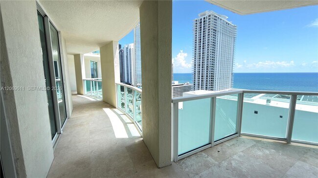 Building Photo - 150 Sunny Isles Blvd
