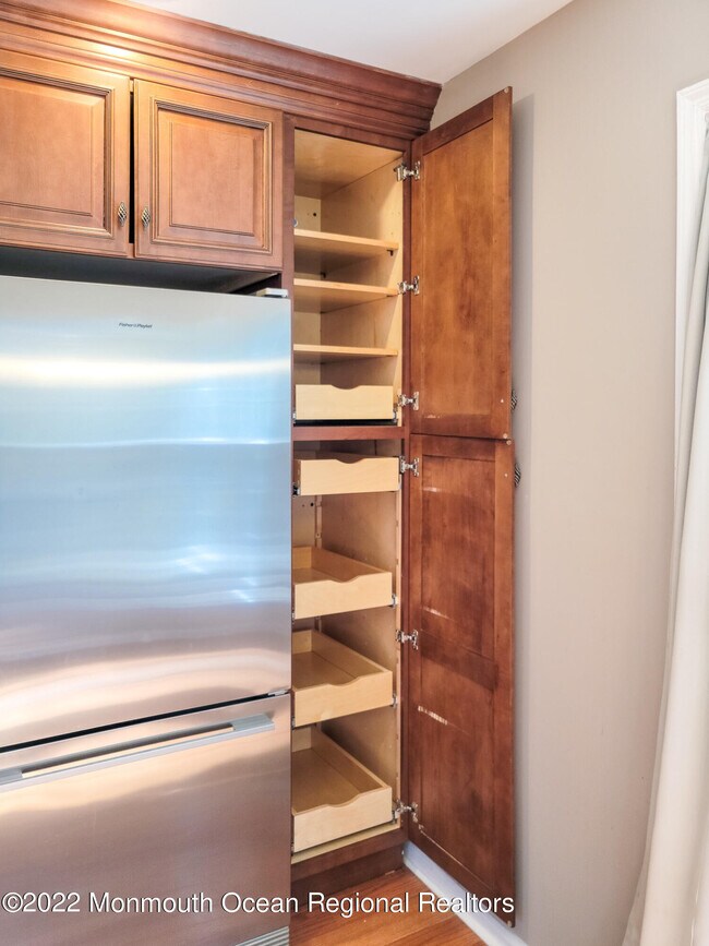 Building Photo - 2D Aaron Burr Ct