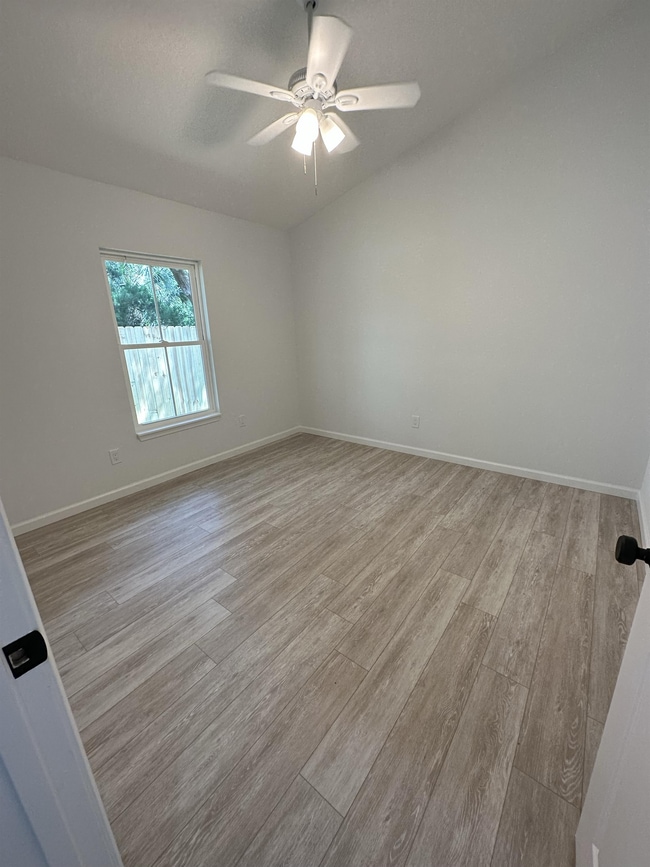 Building Photo - 231 Monterey Ave