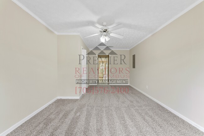 Building Photo - 6009 N Pointe Dr