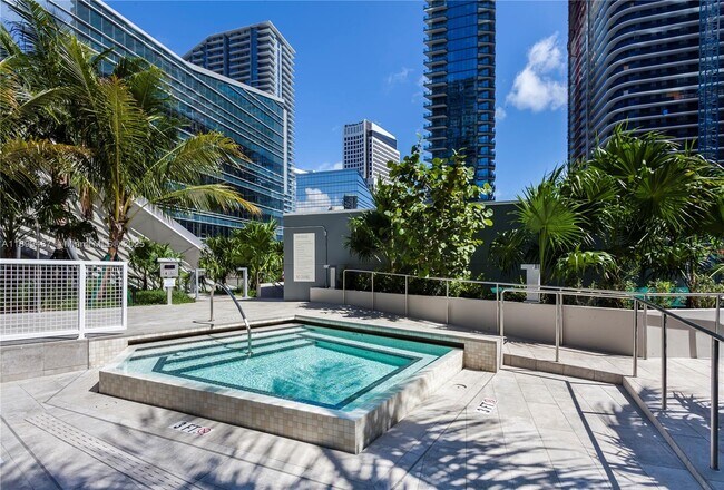 Building Photo - 88 SW 7th St