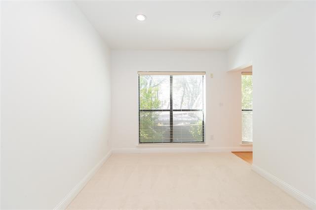 Building Photo - 4122 Avondale Ave
