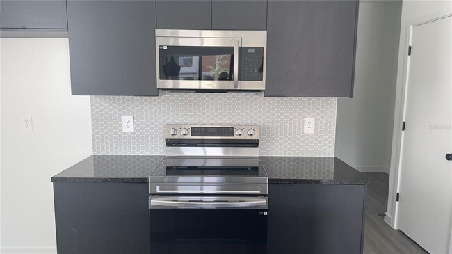 Building Photo - 3238 Energy Dr