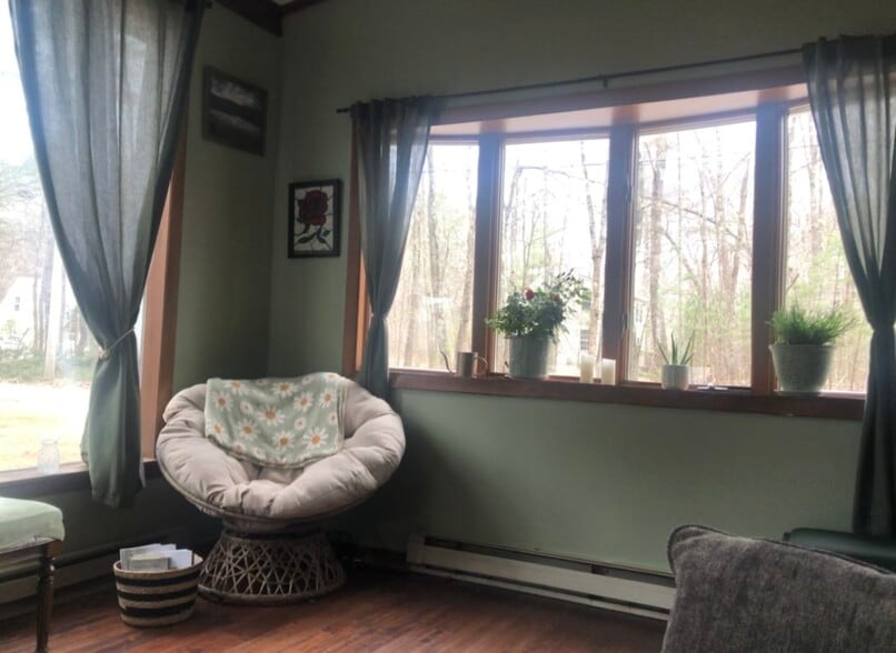 Building Photo - 64A Emerson Dr