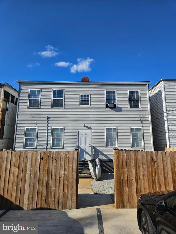 Building Photo - 1223 Simms Pl NE