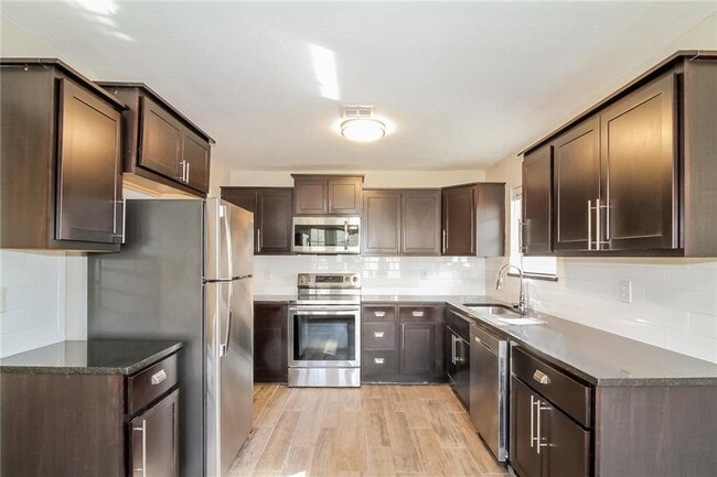 Building Photo - 2613 SW 90th St