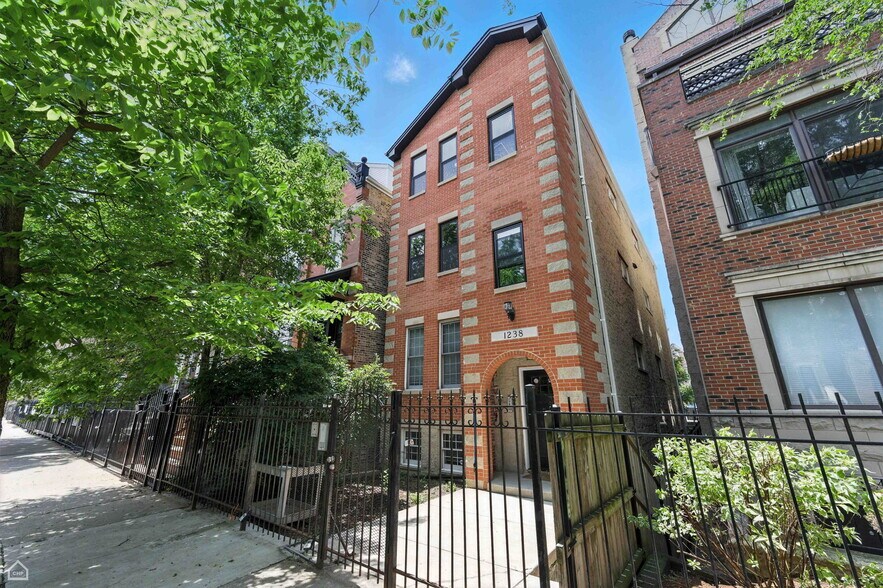 Building Photo - 1238 N Cleaver St