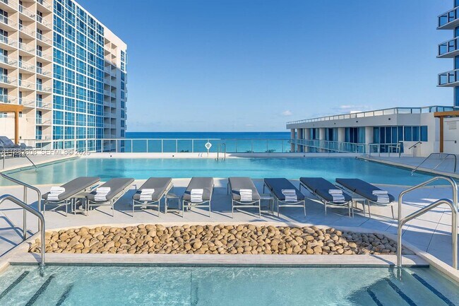 Building Photo - 6799 Collins Ave