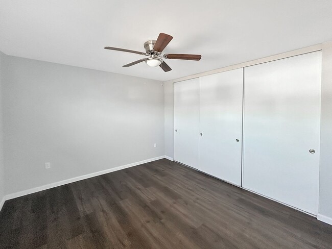Building Photo - Beautiful 4BD/2BA W/ Attached Garage in Cl...