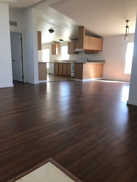 Building Photo - 1364 60th St W