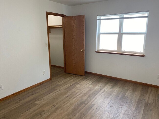 Building Photo - Beautiful 3 Bedroom Single Family Home in ...