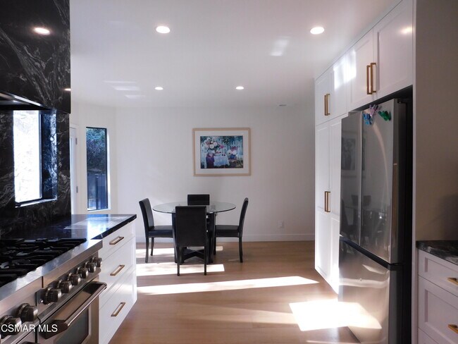 Building Photo - 30024 Quail Run Dr