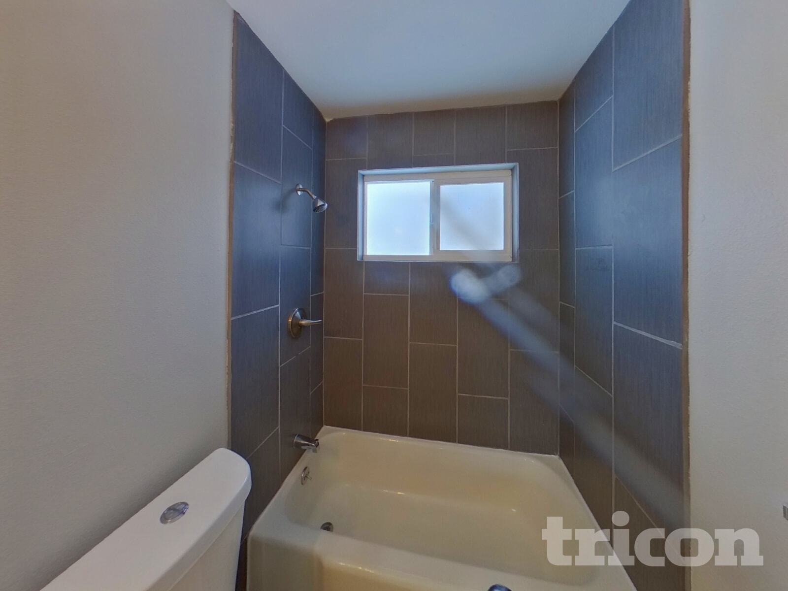 Building Photo - 1312 Rainier Dr