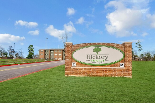 Primary Photo - Hickory Trails - For Ages 55 and Up