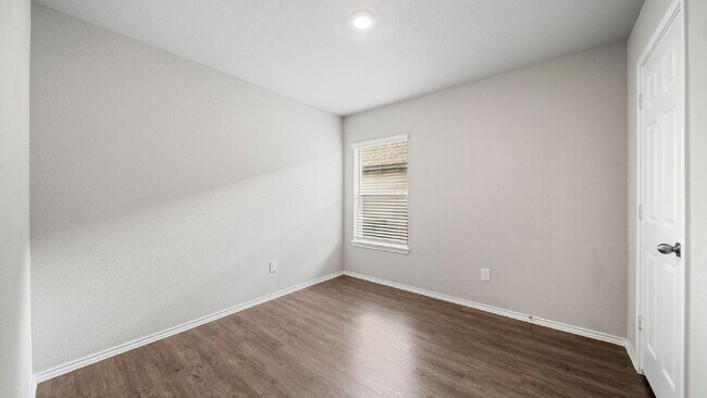 Building Photo - 25331 Leather Leaf Ct