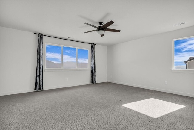 Building Photo - 2468 N Paintbrush Dr