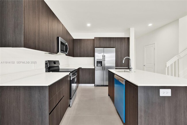 Building Photo - 34520 SW 191st Ct