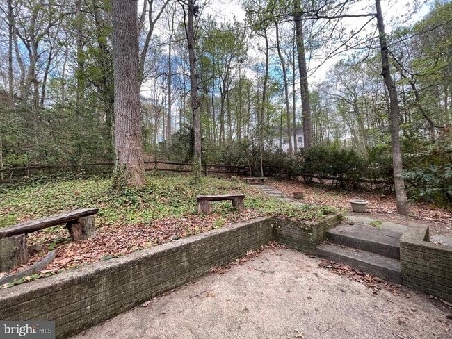 Building Photo - 130 Spring Wood Dr