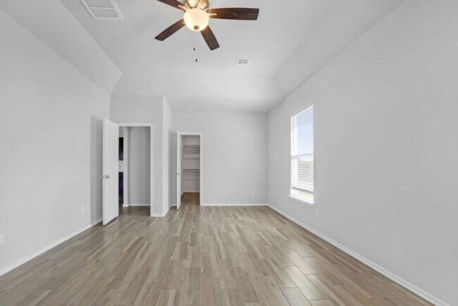Building Photo - 4/2/2 Dream Home in Owasso!