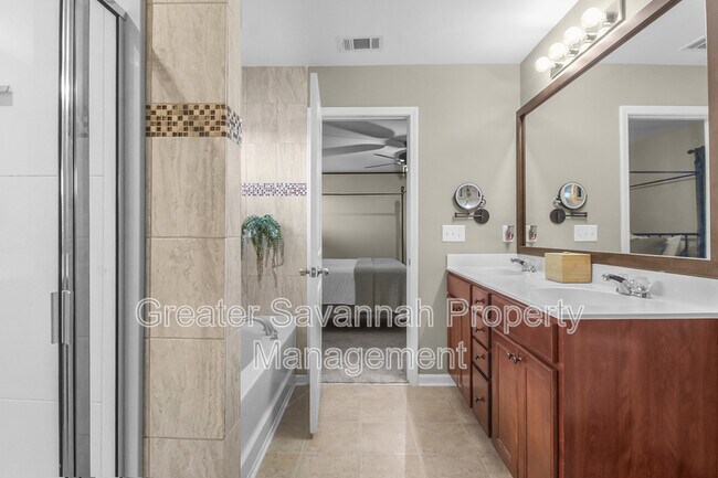 Building Photo - 153 Hamilton Grove Dr