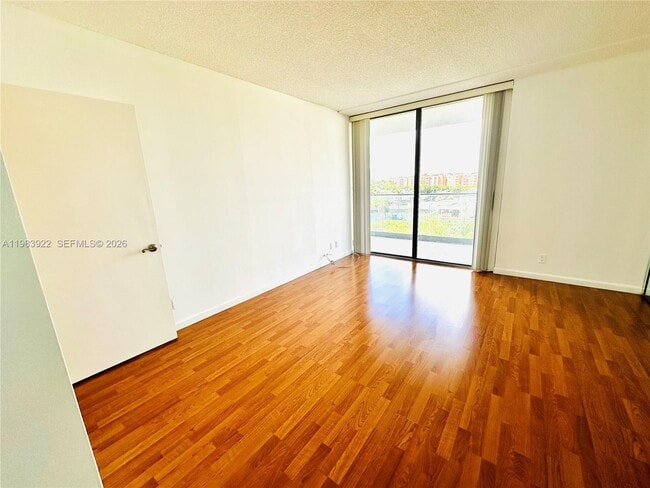 Building Photo - 19707 Turnberry Way