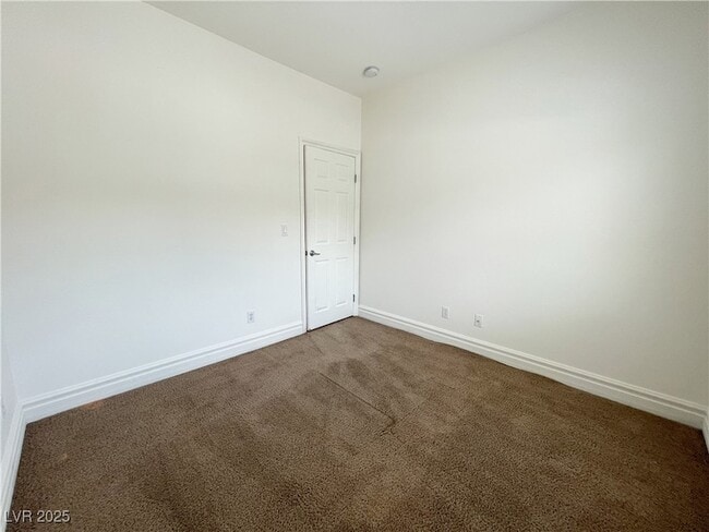 Building Photo - 9748 Waukegan Ave