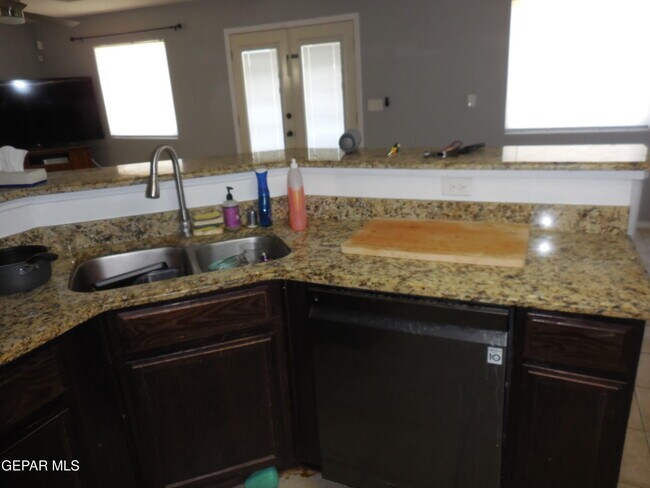 Building Photo - 7045 Eagle Nest Ct