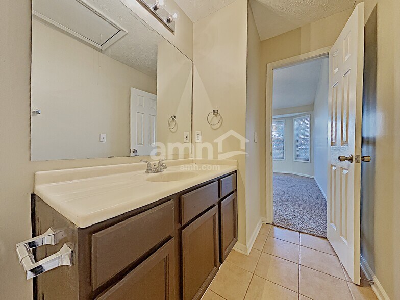 Building Photo - 3571 Avensong Village Cir