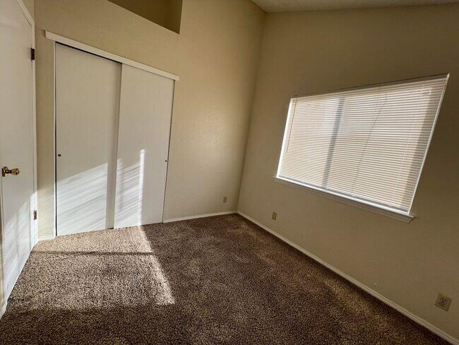 Building Photo - 11812 Tracy Austin Ln