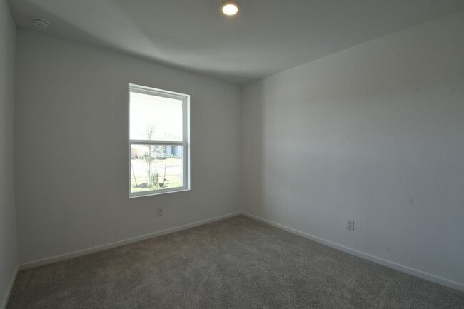 Building Photo - 2823 Cedar Rock St