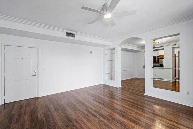 Building Photo - 233 S Federal Hwy