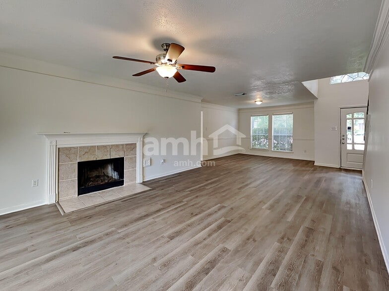 Building Photo - 19402 Misty Cove Dr