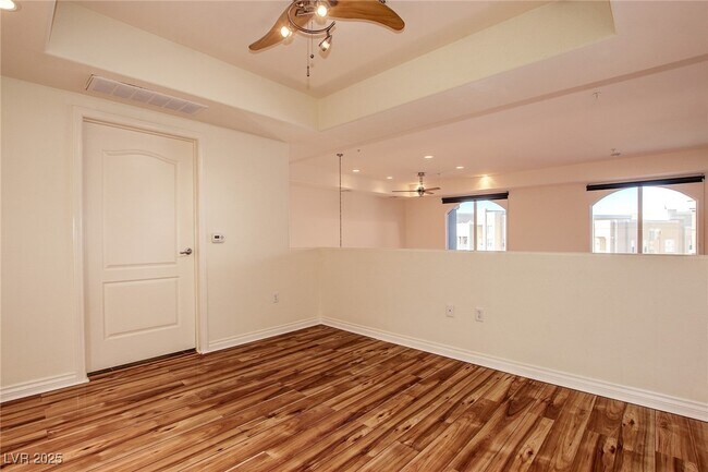 Building Photo - 62 E Serene Ave