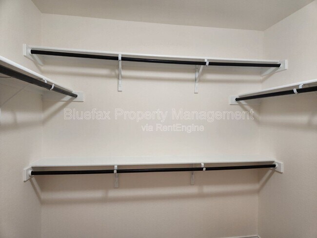 Building Photo - 11723 Verdis Vly