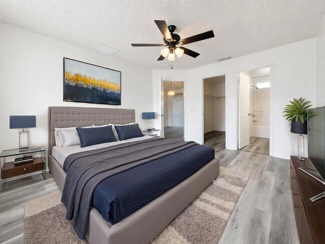 Building Photo - Affordable comfort with space where it counts - 3Bedrooms / 2Baths home in Deltona!