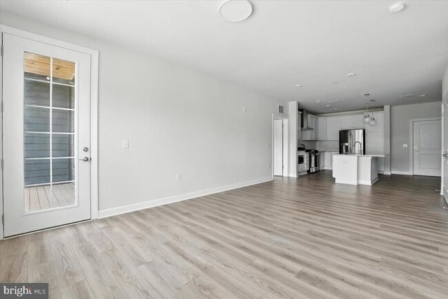 Building Photo - 3927 Fair Ridge Dr