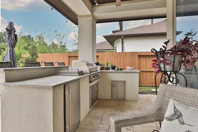 Building Photo - 13011 Mustang River Dr