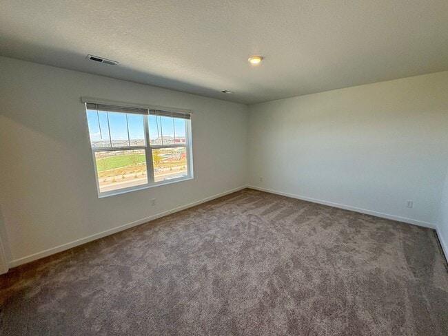 Building Photo - 4 Bed with Office, Brand New Home