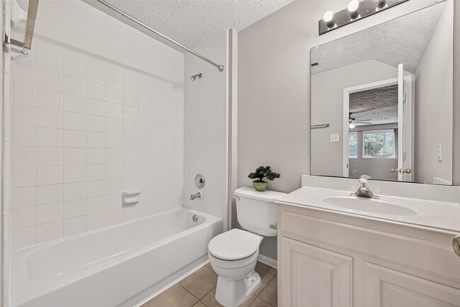 Building Photo - 1514 Coyote Hills Ln
