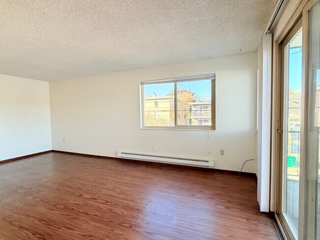 Interior Photo - Seattle Bricks