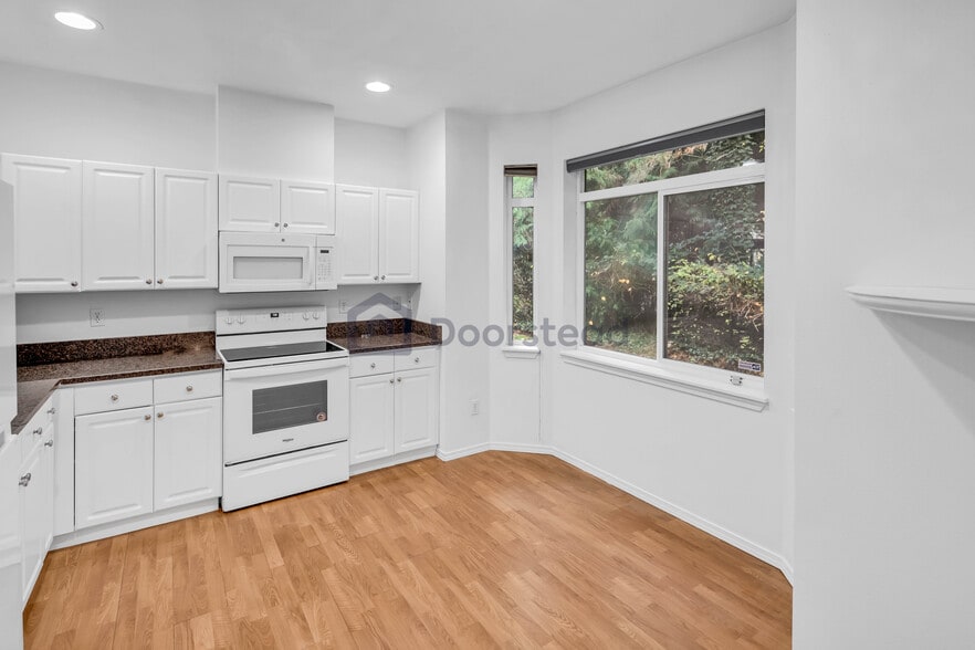 Building Photo - 18003 NE 93rd Ct