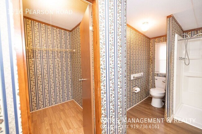 Building Photo - 1916 Pearson Rd