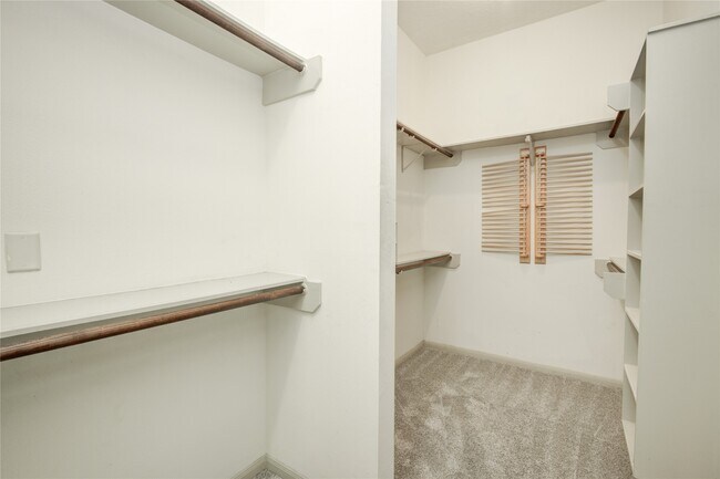 Building Photo - 14003 Muirfield Village Dr