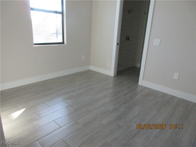 Building Photo - 208 NW 6th St