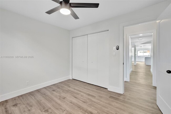 Building Photo - 1911 NW 40th Ct