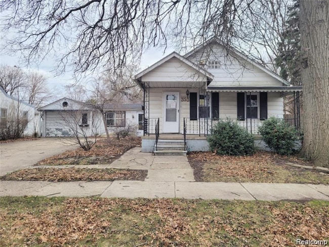 Building Photo - 353 W Bernhard Ave